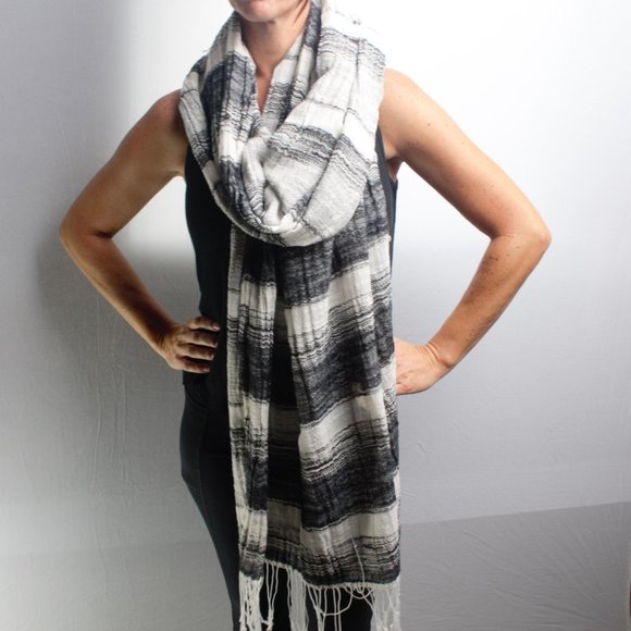 Black and White Lightweight Scarf Wrap W/ Fringe 72x27 - Picture 5 of 9